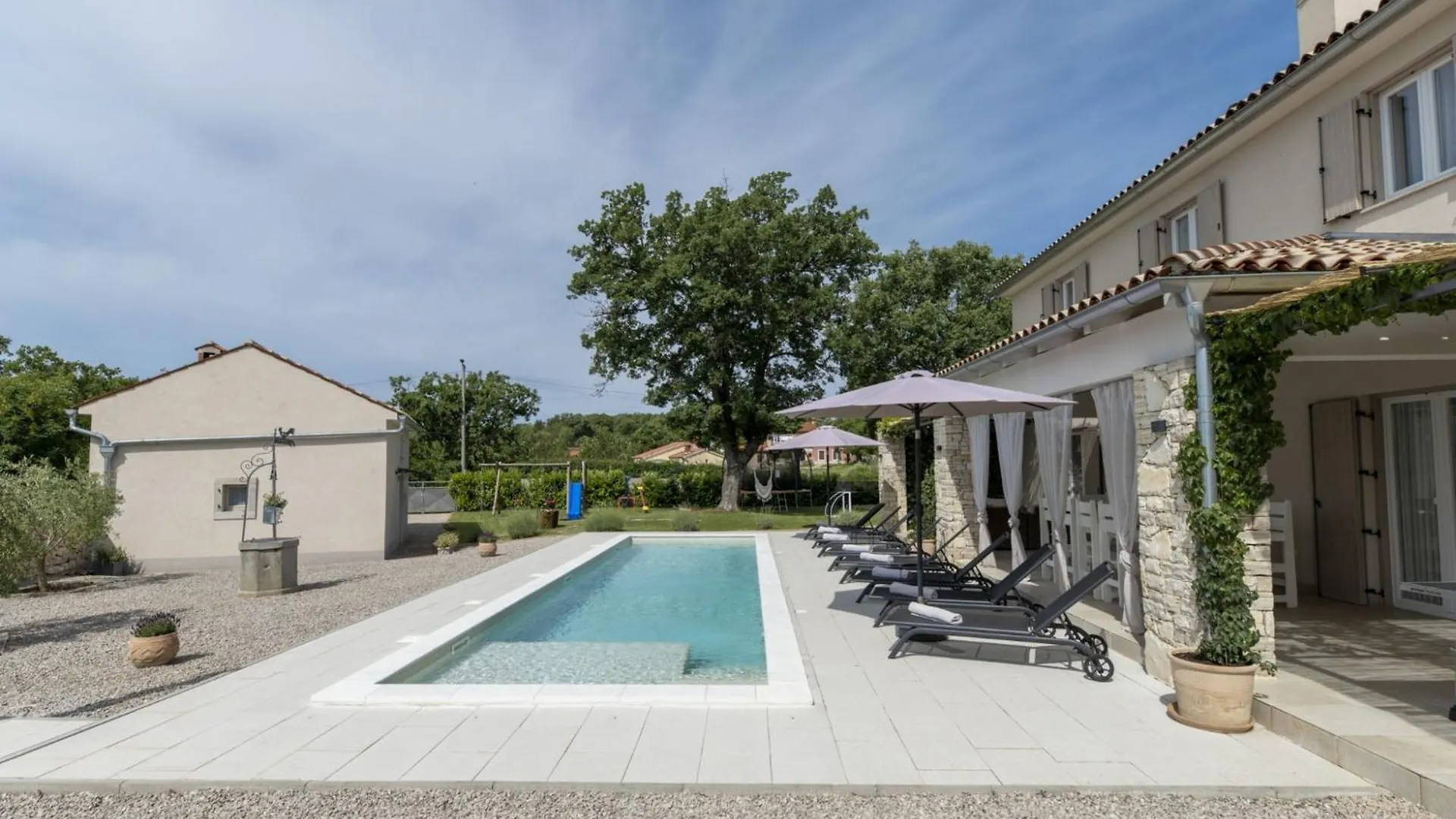 Villa Batelica In Sveti Bartul - Haus Fuer 8 -10 Personen Labin   Labin (Istria)