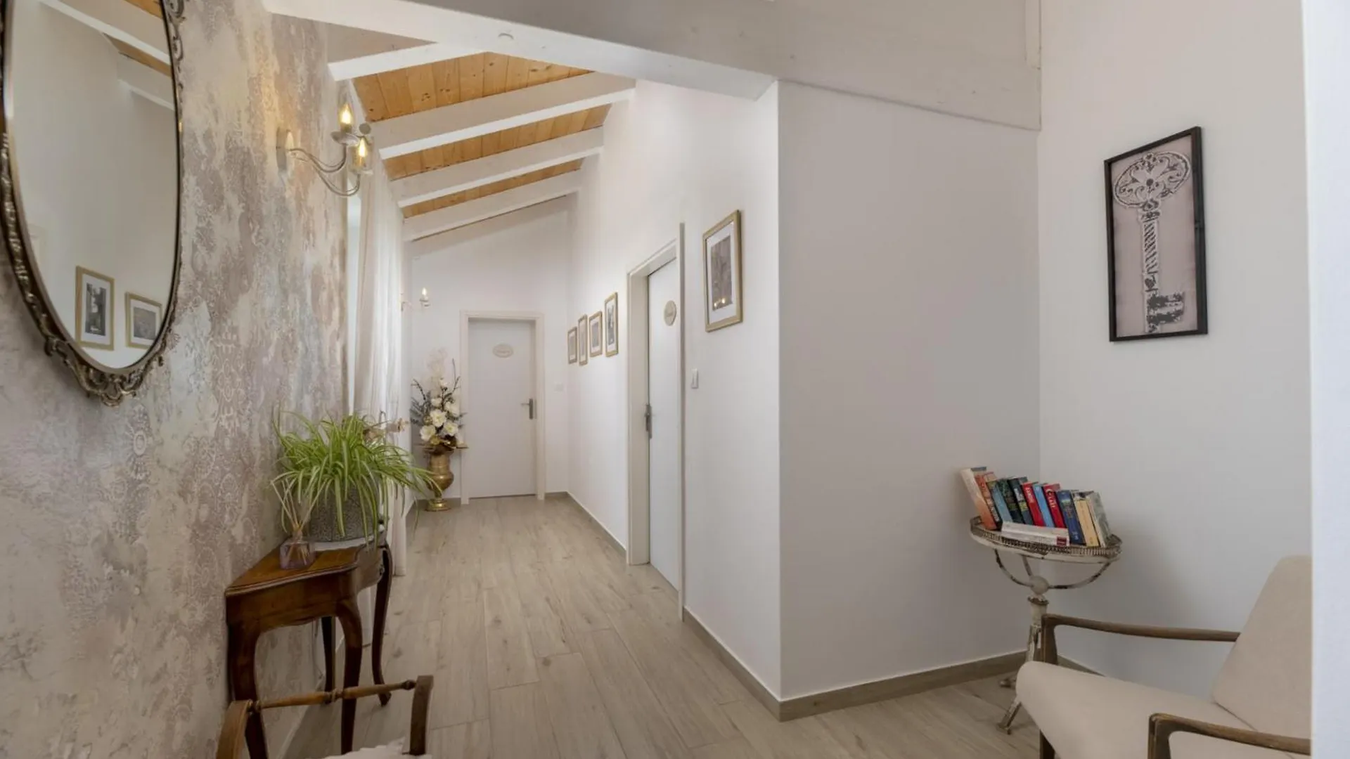 Villa Batelica In Sveti Bartul - Haus Fuer 8 -10 Personen Labin  0*, Labin (Istria)
