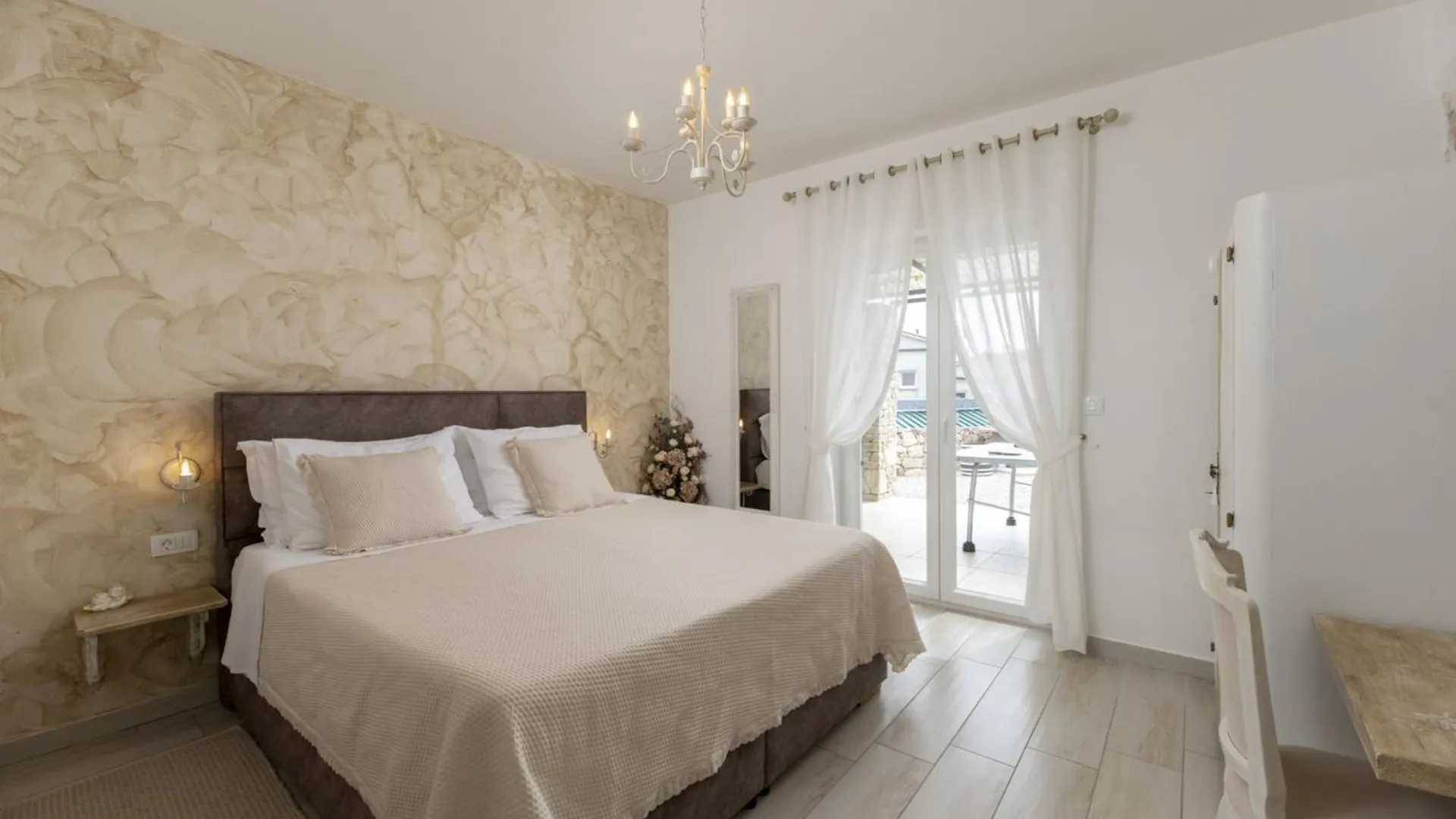 Villa Batelica In Sveti Bartul - Haus Fuer 8 -10 Personen Labin